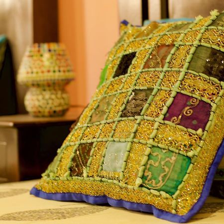 Pathik Niwas Bed & Breakfast Jaipur Bagian luar foto