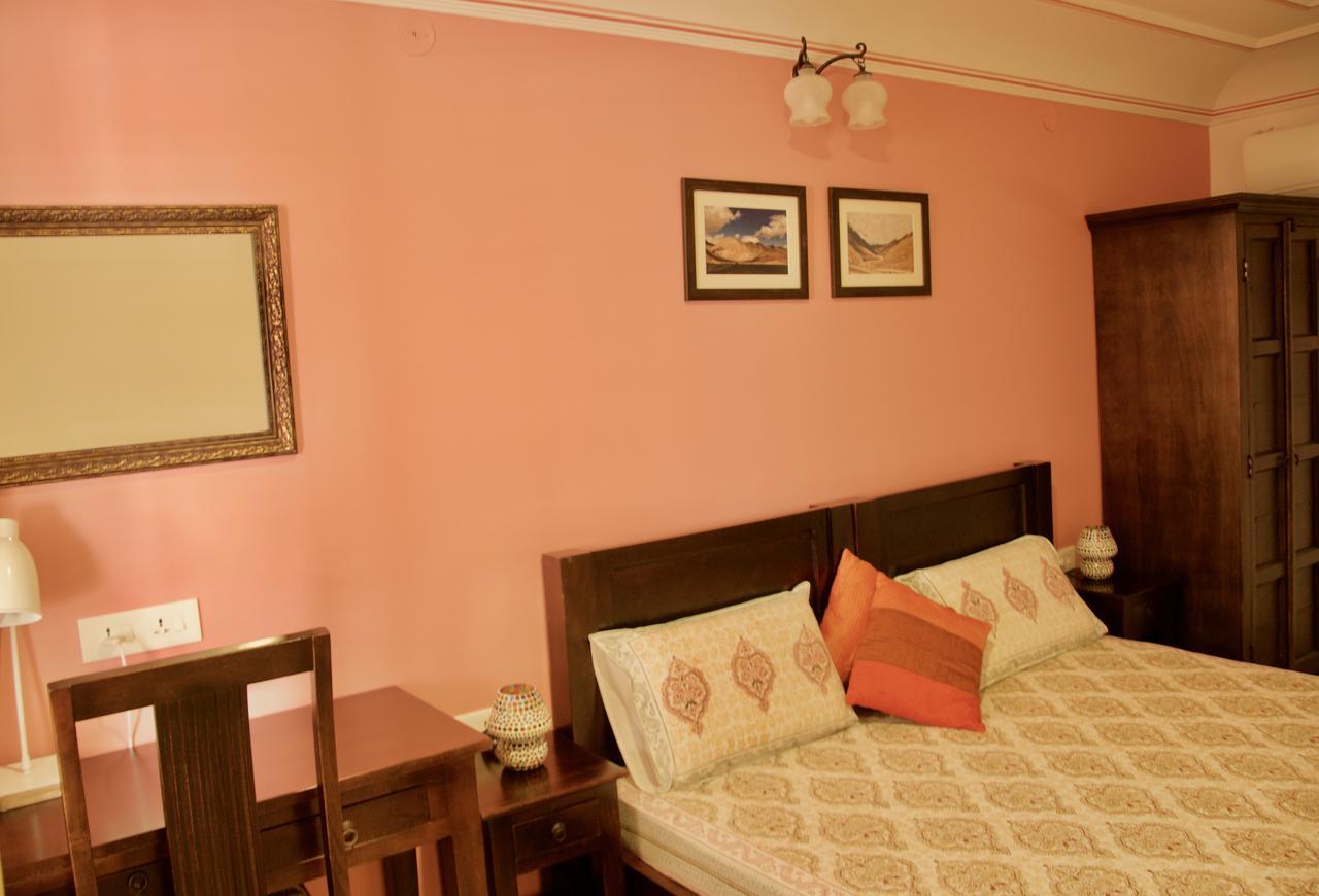 Pathik Niwas Bed & Breakfast Jaipur Bagian luar foto